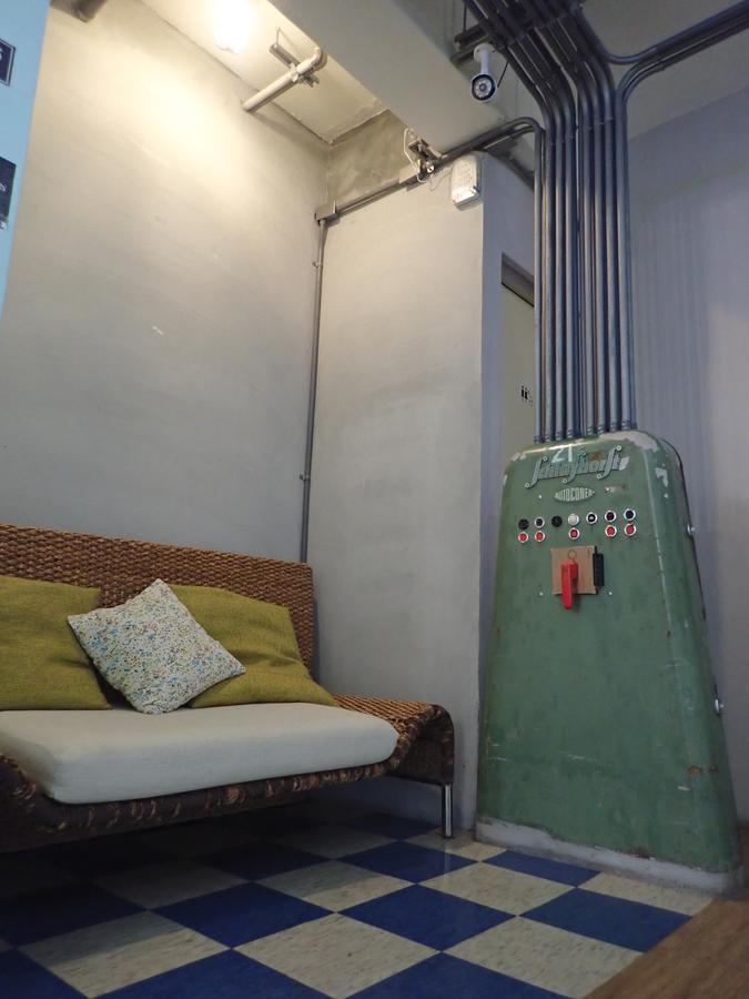 City Hut 1828 Tainan Luaran gambar
